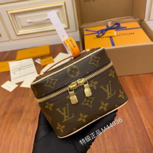 Trapezoid Top-Handle